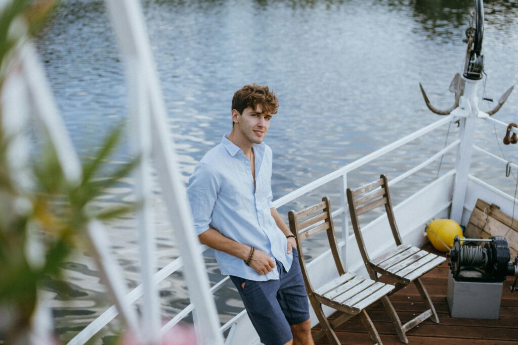 Vacances au soleil : quel short homme choisir ?